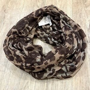 BCBGeneration Leopard Animal Print Infinity Scarf Like New